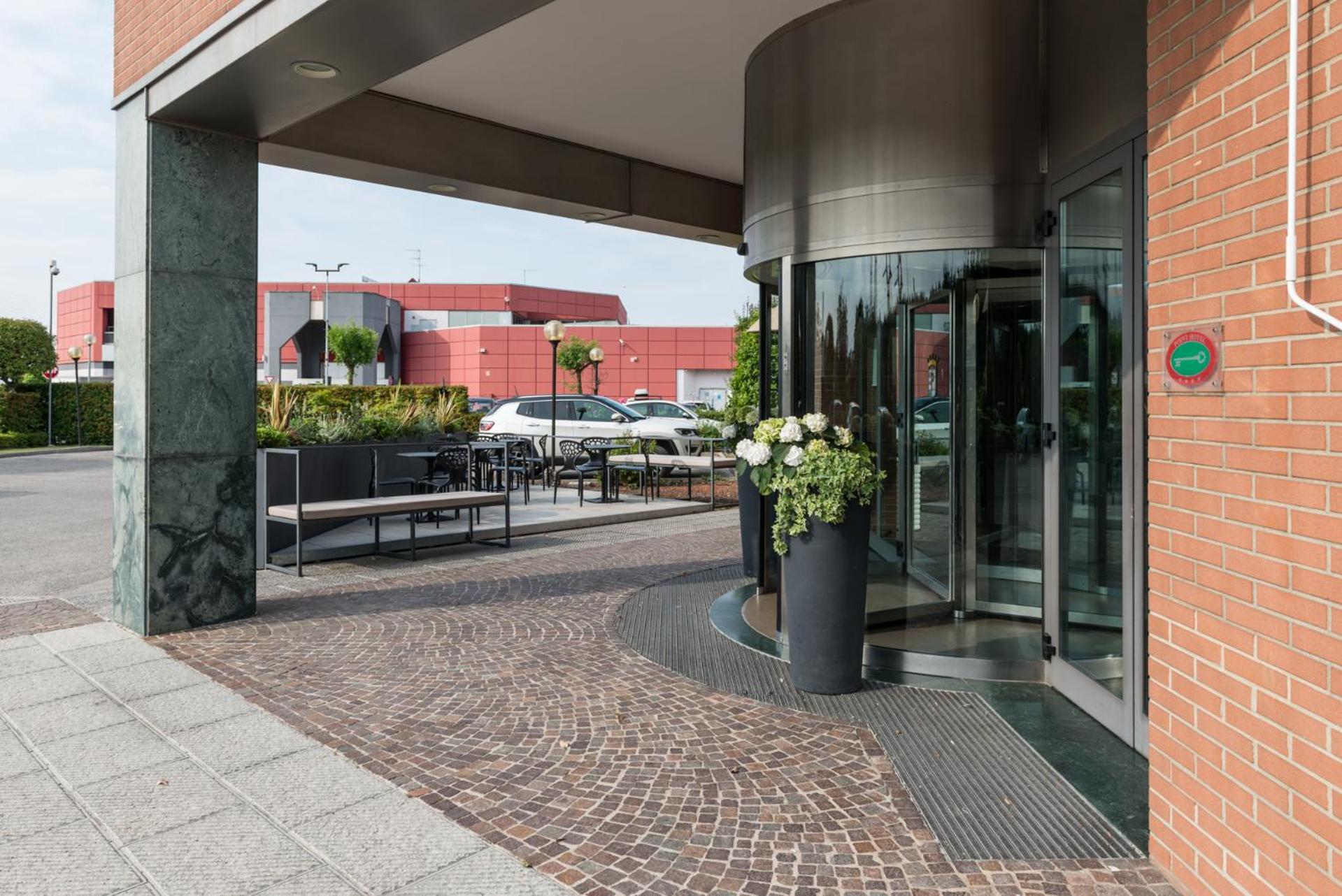 Point Hotel Piove di Sacco Exterior foto
